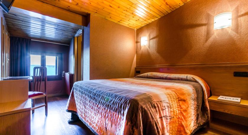 Hotel Cal Ruiz - Photo 5